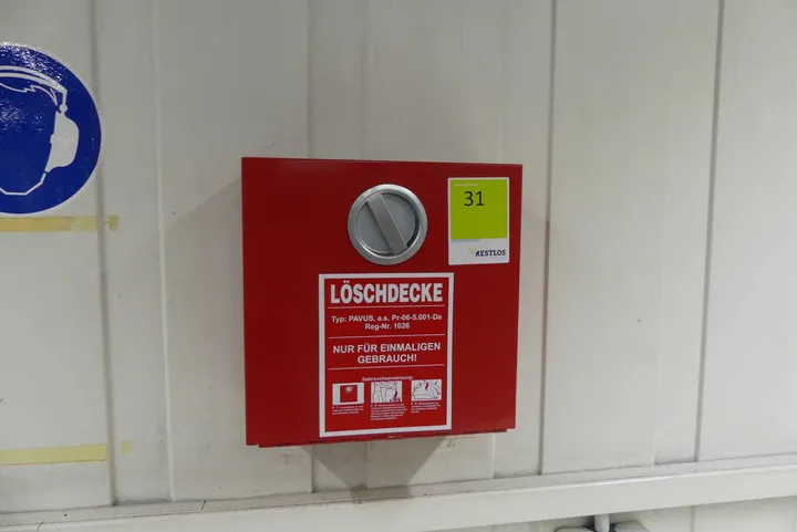 Feuerlöschdeckenkasten